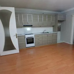 3 ком 3/1 этаж 5 мкр