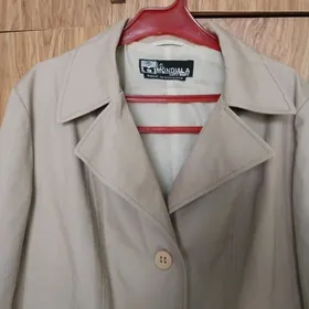 Женский плащ