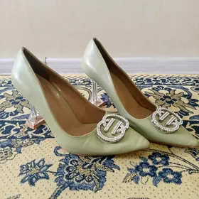 Köwüş, туфли.