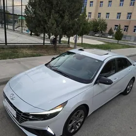 Hyundai Elantra 2021