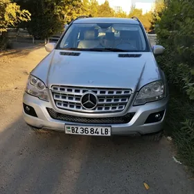 Mercedes-Benz ML350 2010