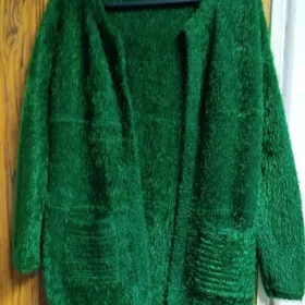 Кофта.Ангорка.46-48рпзмер.