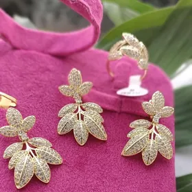 Gyzyla kopya Bizuterya kamplek