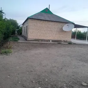 Eyesinden satlyk jay