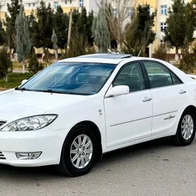 Toyota Camry 2004
