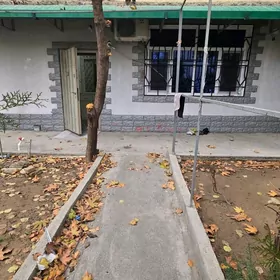 3-комн. 1-этаж  Мечеть