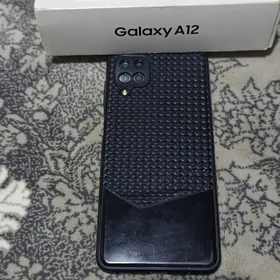 Samsung A12