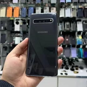 Samsung S10+ 8/256gb