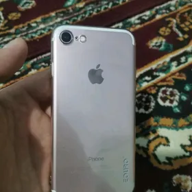 iPhone 7  128 lik