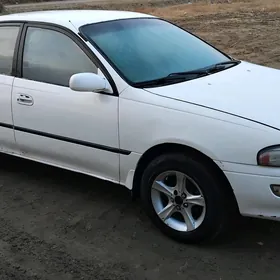 Toyota Carina 1994