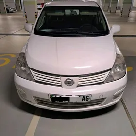 Nissan Versa 2010