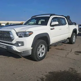 Toyota Tacoma 2019