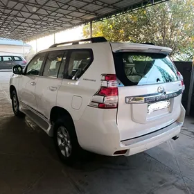 Toyota Land Cruiser Prado 2014