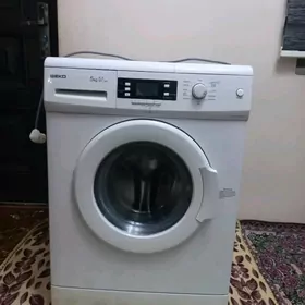 рабочий машинка на запчасти