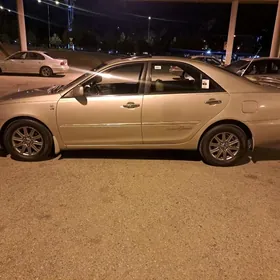 Toyota Camry 2005