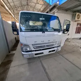 Mitsubishi Canter 2025