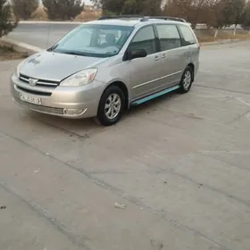 Toyota Sienna 2005