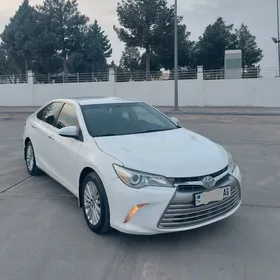 Toyota Camry 2017