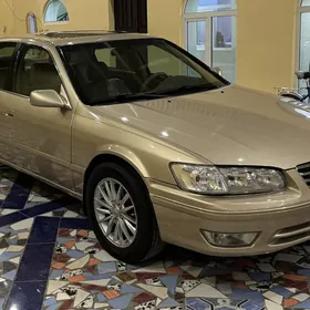 Toyota Camry 1998