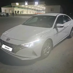 Hyundai Elantra 2021
