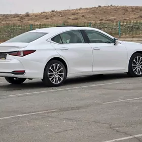 Lexus ES 350 2021