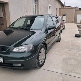 Opel Astra 2000