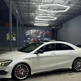 Mercedes-Benz CLA 2015