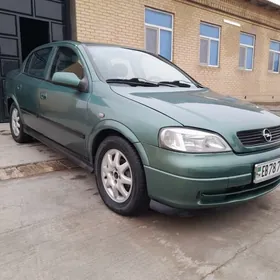 Opel Astra 2003