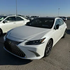 Lexus ES 350 2022