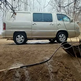 Mercedes-Benz 300SD 2002