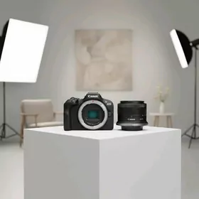 Arenda Canon R100 + obýektiw