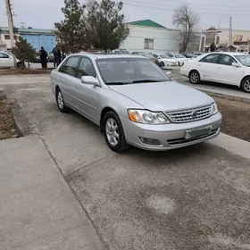 Toyota Avalon 2000