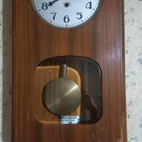 часы с маятником 1952г