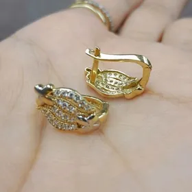 gyzyl gulakhalka TÄZE