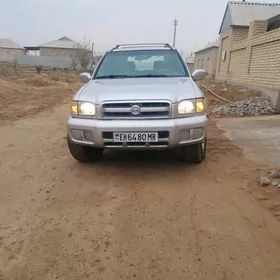 Nissan Pathfinder 2003