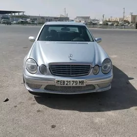 Mercedes-Benz E320 2003