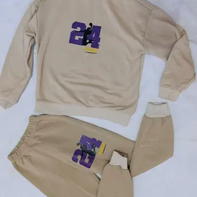 спортивные костюмы