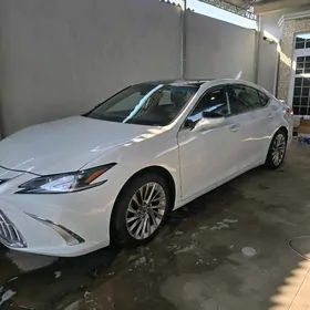 Lexus ES 350 2022