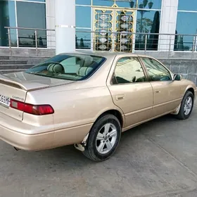 Toyota Camry 1999