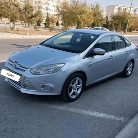Ford Focus 2011