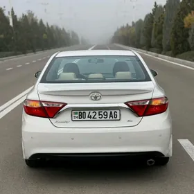 Toyota Camry 2017