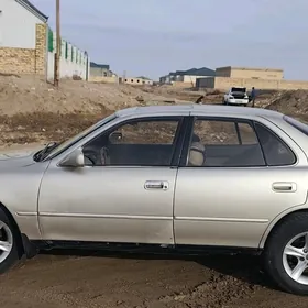 Toyota Camry 1995