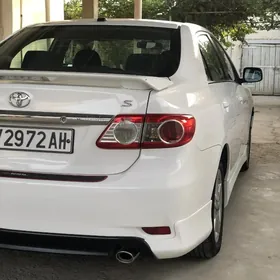 Toyota Corolla 2012