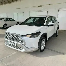 Toyota Corolla Cross 2024