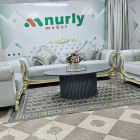 KLASSIKA TAÇLI DIWAN TROYKA