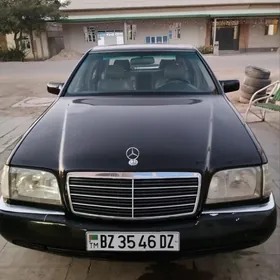 Mercedes-Benz S-Class 1994