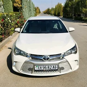Toyota Camry 2017