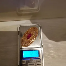 gyzyl tawus gus broshka