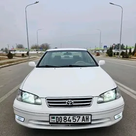 Toyota Camry 1999
