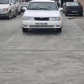 Toyota Avalon 1999